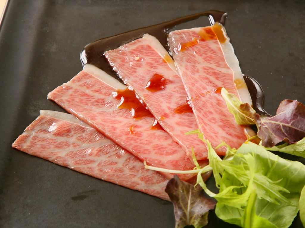和牛炙り刺し