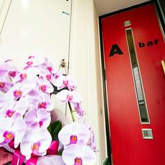 お店はビル3階。隠れ家的でオシャレなイタリアンバル