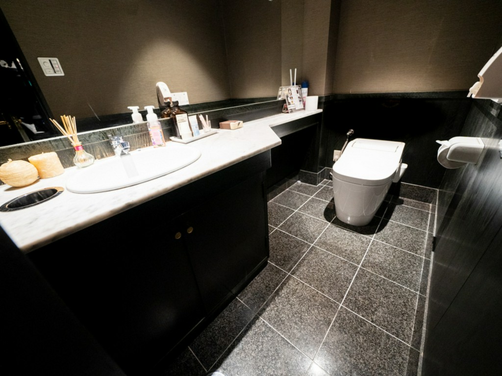 清潔なレストルーム