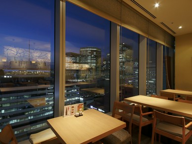 １２階からの景色や夜景をお楽しみ頂けます。