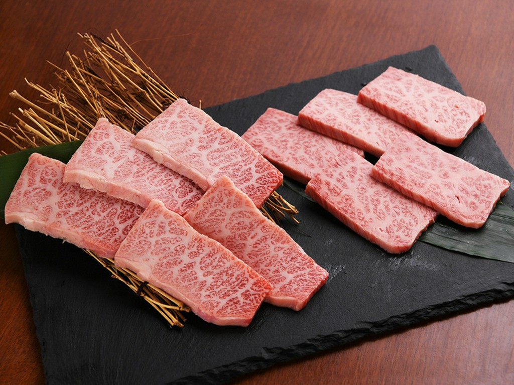 A5ランクの黒毛和牛を満喫『上カルビ、上ロース』