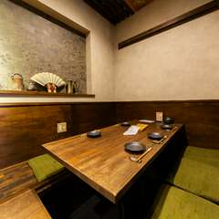 6人ゆったり座れるテーブル席