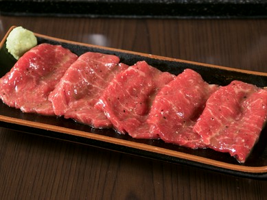 見極める最高の瞬間。名物『和牛シンタマ焼き』