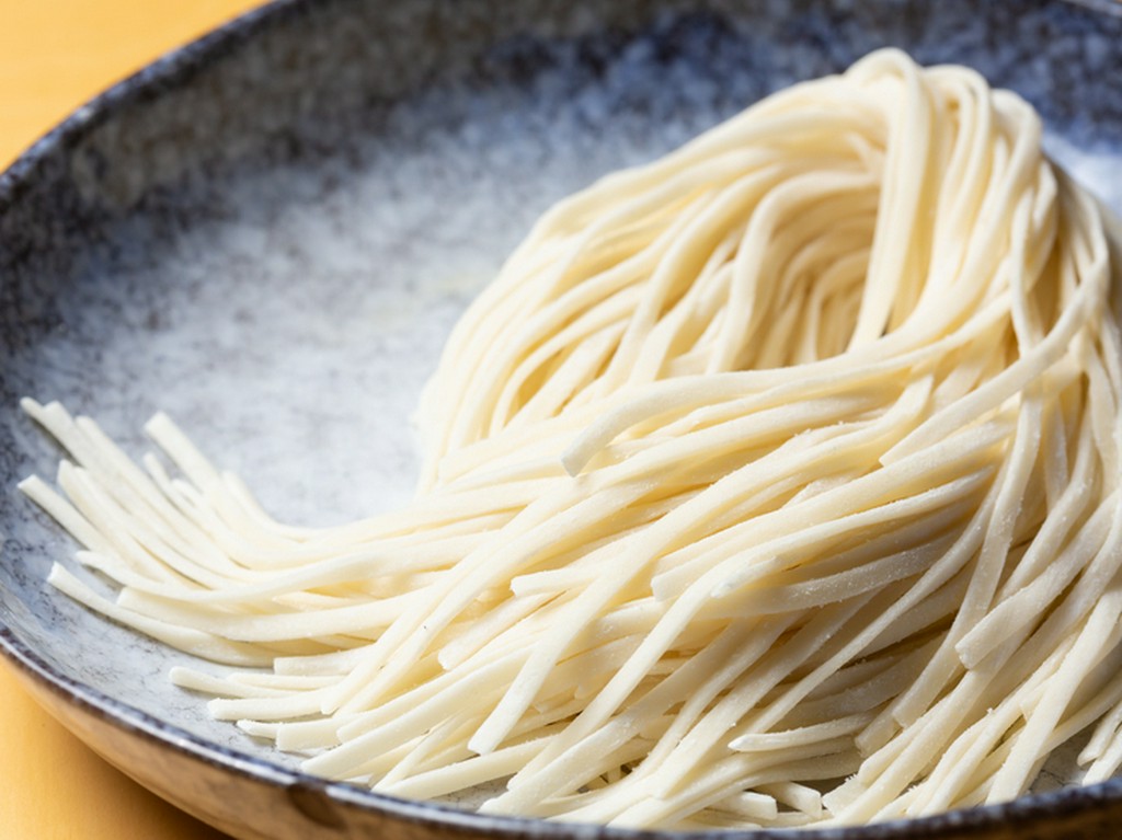 秋田県人にも知られていないおいしさの「稲庭生うどん」