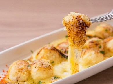 落ち着いた大人の雰囲気で二人の時間を