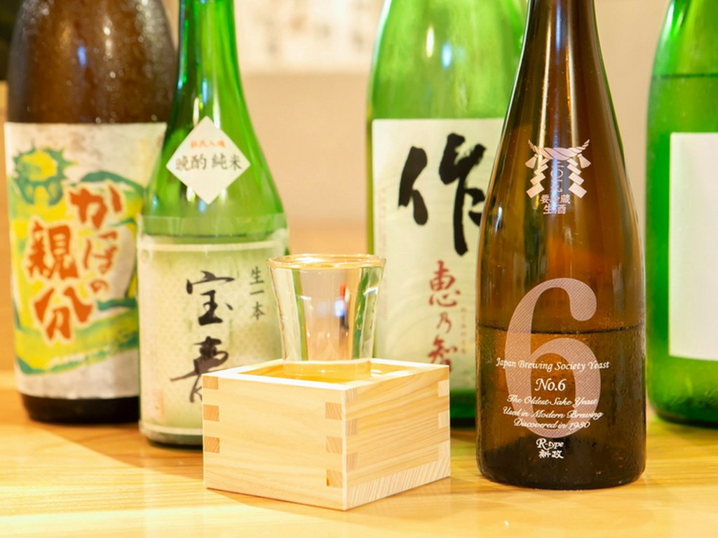 店主が自らの足で探した全国の隠れ銘酒