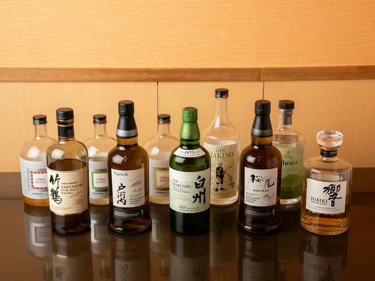 和食を中心に多彩なメニューが揃い、宴会にぴったりの環境が整う