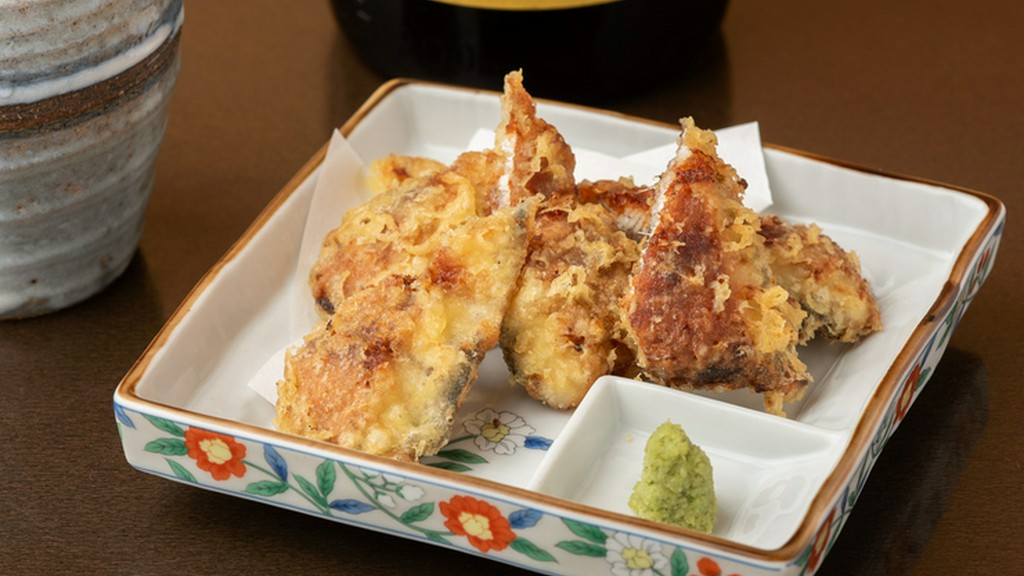 フワフワ食感の鰻の柔らかさと、サクサク衣の軽やかさとの調和がうれしい『鰻かば焼きの天ぷら』