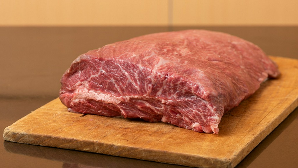 世界的にも注目される神戸牛や淡路牛を仕入れ、国産和牛の旨みを最大限まで高める『肉料理』