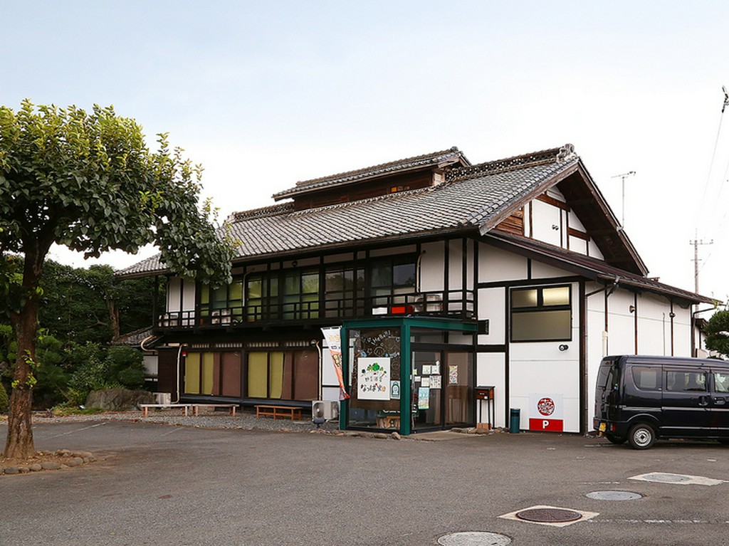 お店は高崎市郊外、のどかな環境の一軒家
