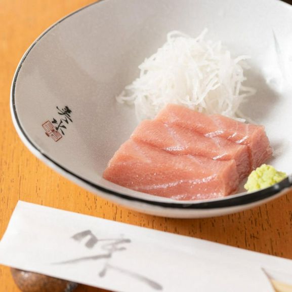 純米大吟醸とのペアリングで楽しみたい『中トロのお刺身』