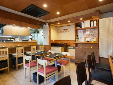 お子様連れでも安心の店内