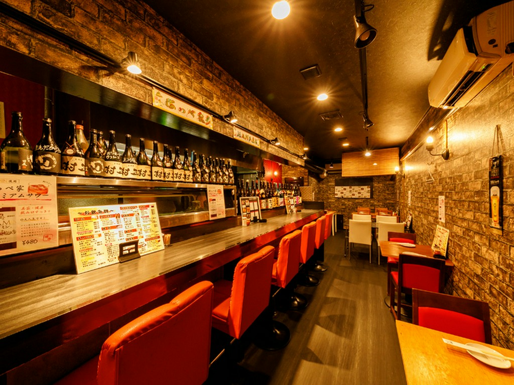 カウンター席でのお1人さまもオススメ