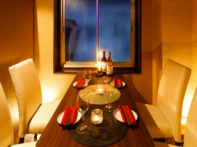 時間を気にせず親睦を深められる、駅すぐの好アクセスも魅力