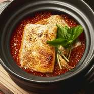 ※季節、仕入れ等により多少お料理内容が変わります。
※別途、サービス料を頂いております。
※予約受付締切日：要確認