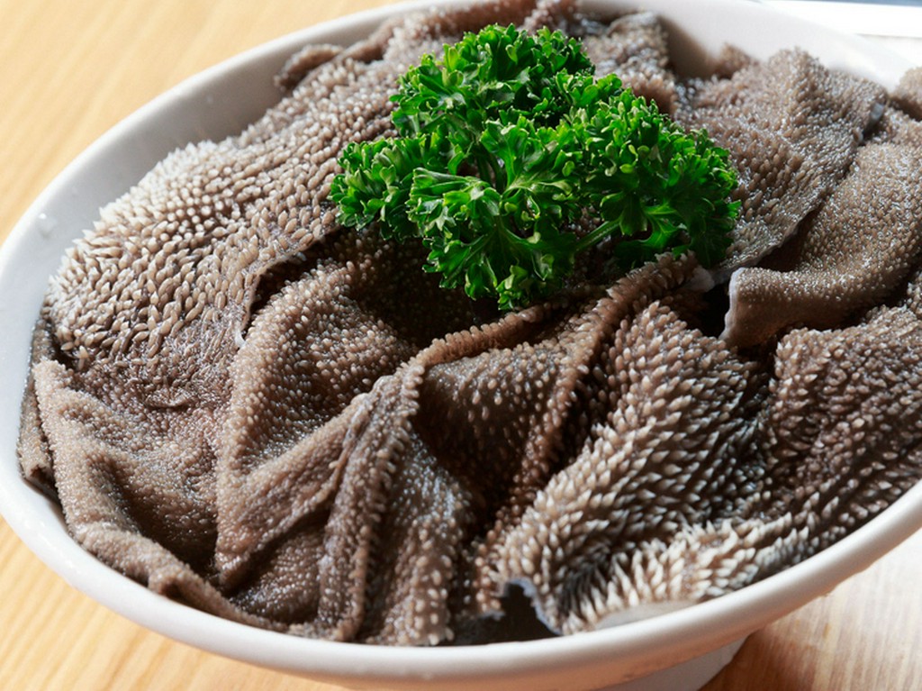 今までにない新しい食感！ 重慶火鍋の醍醐味『牛センマイ』