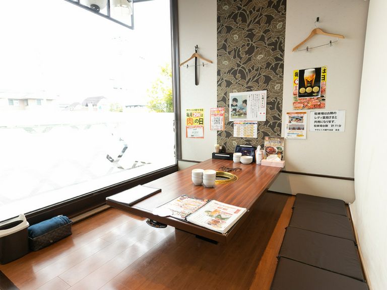 小さな子ども連れにもうれしい、板の間になったフラットな座敷席