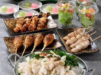 最後までスープを飲み干したくなるおいしさ『極上もつ鍋コース』