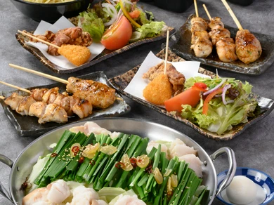 最後までスープを飲み干したくなるおいしさ『極上もつ鍋コース』