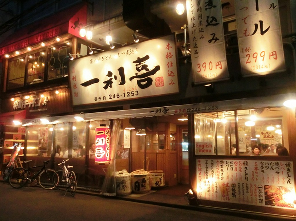 カウンター席もございます