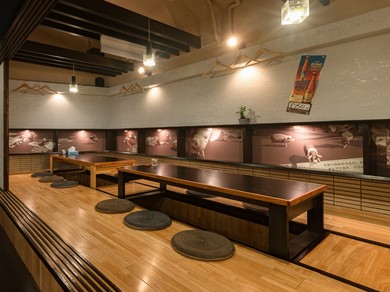 明るく賑やかなムードに抱かれ、日々の元気をチャージして