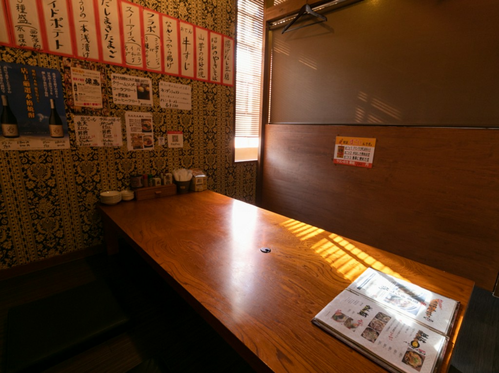 仕切りがあるので、ほかのゲストを気にせず過ごせる