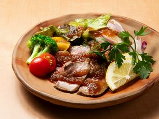 隐匿之家食堂 一步