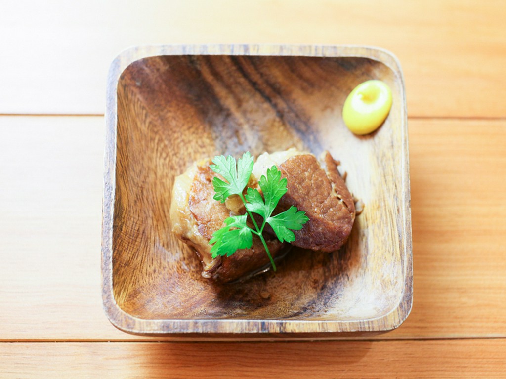 ホロリと柔らかくほぐれる『ラフテー』