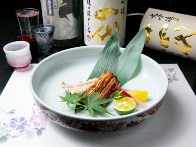旬の穴子を食べ比べ『穴子照焼・白焼』