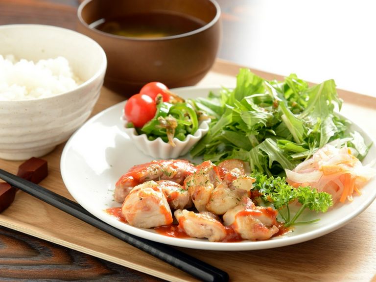 フレッシュ野菜たっぷりで大満足のおいしさ『日替わりランチ』