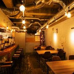 全34席の、お洒落で居心地のいい空間