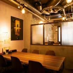 本格讃岐うどんでランチタイムも盛況