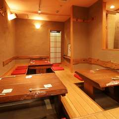 家族や仲間と過ごす大切なひととき。居心地のいい華やかな空間