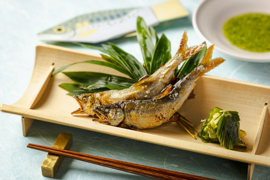 天竜鮎の塩焼き　蓼おろし