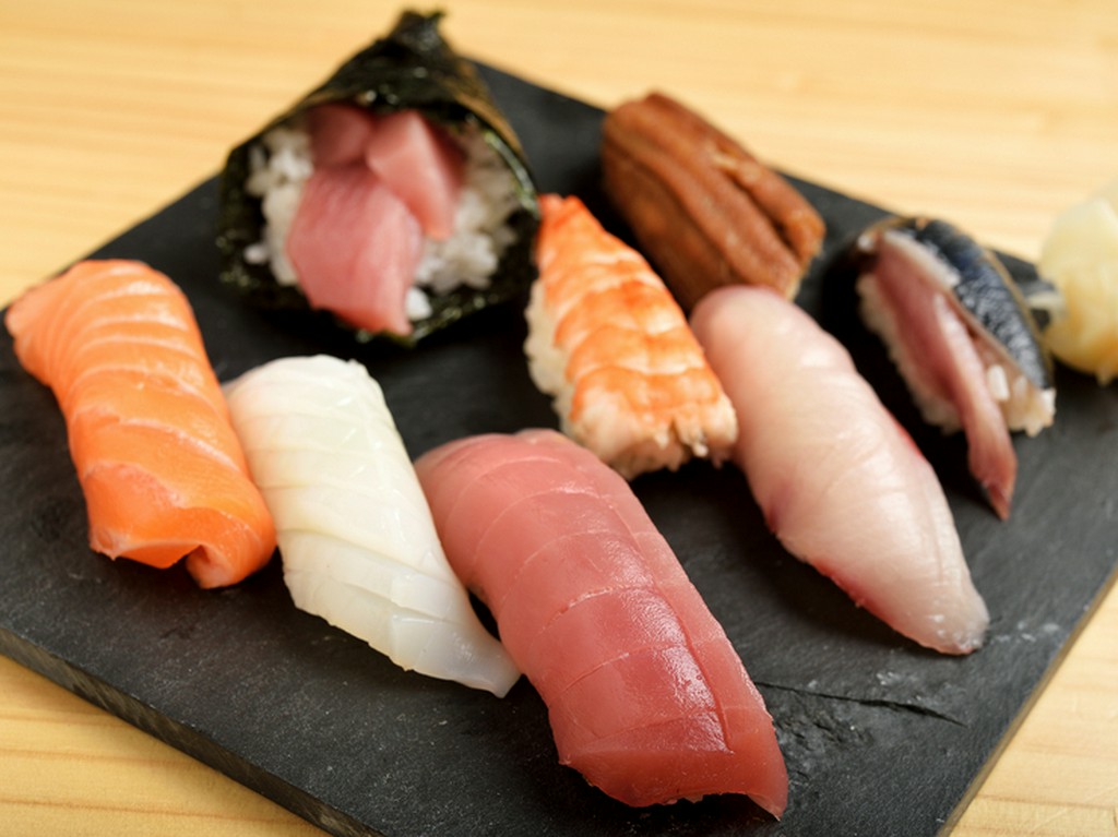 平日の人気メニュー『Aランチ握りセット』
