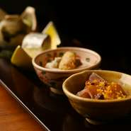 旬の食材をたっぷり使用した前菜。目にも鮮やかで、舌だけでなく心も満たしてくれる一品です。