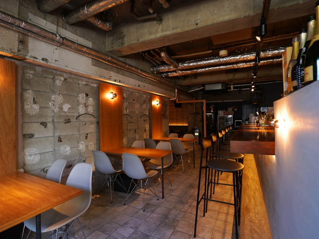 間接照明でゲストを柔らかく照らす