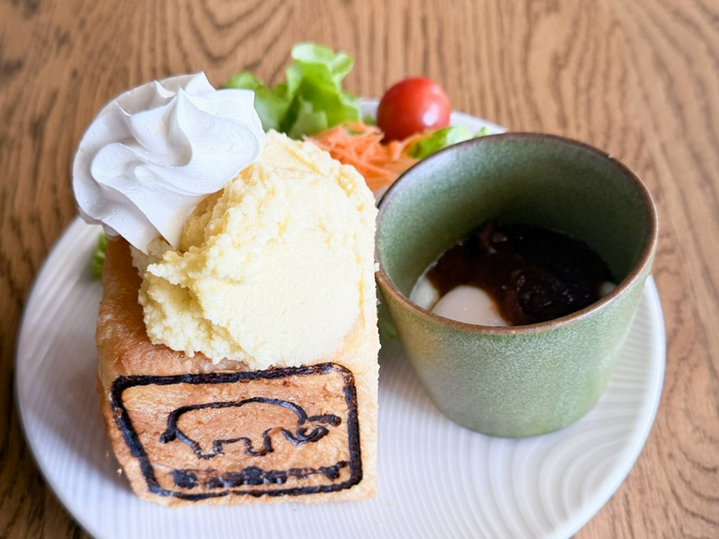 1２月限定メニュー　さつまいも食パン（1日限定10食平日のみ）