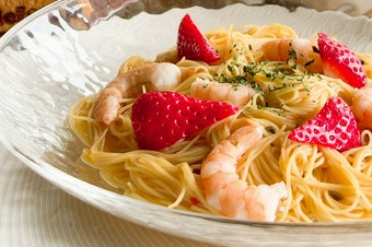 【４月限定ランチ】春いちごの冷製パスタ