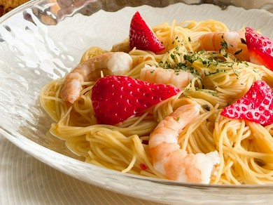 【４月限定ランチ】春いちごの冷製パスタ
