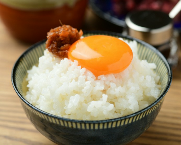 挽き肉のトリコ 栄 カフェ ヒトサラ