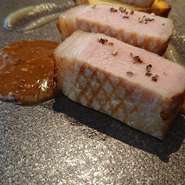 ■前菜
■肉料理
■デザート
内容は季節によってかわります。