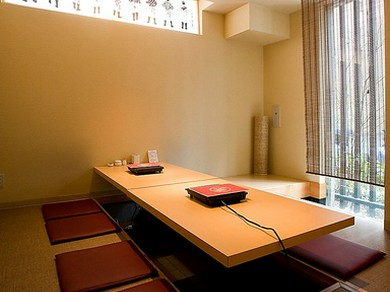 掘りごたつの個室完備