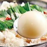 25年ぶりにダシわ変え、長崎県産の焼きアゴでダシをとり、醤油にごだわり、シンプルに、今の価値観の中で最上を目指しました。〆はちゃんぽん麺か名物卵雑炊で！