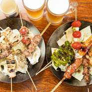 友人との気兼ねない食事に最適な一軒。予算に合わせた飲み放題付きコースの相談も可。おまかせ料理とたっぷりお酒を楽しんで、明日への活力をチャージしませんか。