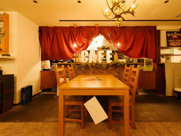 珍しい、鹿の角を使ったシャンデリア