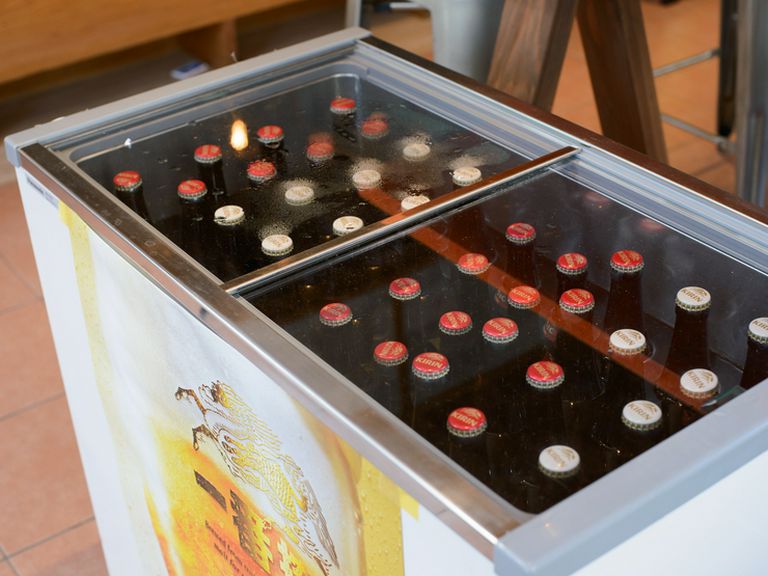 料理に合わせてセレクトした“こだわりのお酒”が自慢