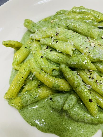 期間限定”宮?ほうれん草”とゴルゴンゾーラチーズのペンネ