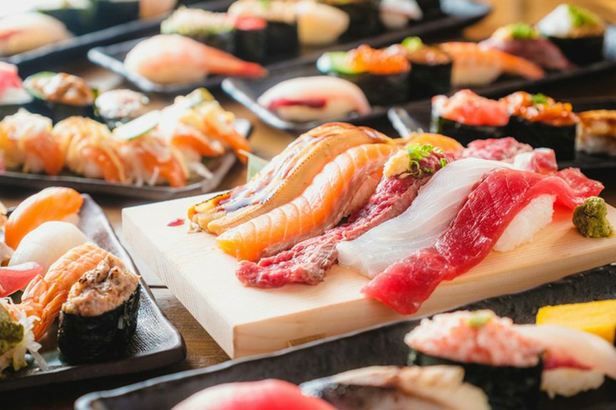 高級寿司ネタ70種が心ゆくまで食べ放題！！