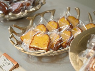 那須のミラクルエッグや、産地を限定して仕入れる季節の果物